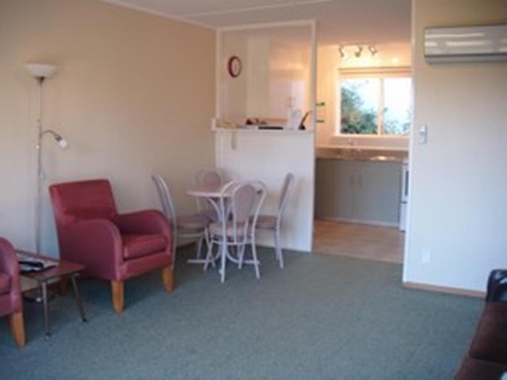 12 White Star Motel Тімару Номер фото