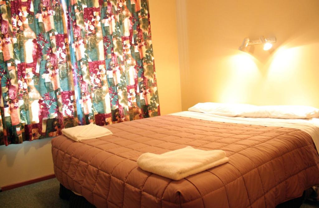 12 White Star Motel Тімару Номер фото